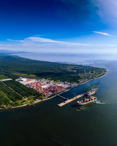 Porto Itapoá investe em tecnologias limpas e redução de emissões - Fitec Tec News