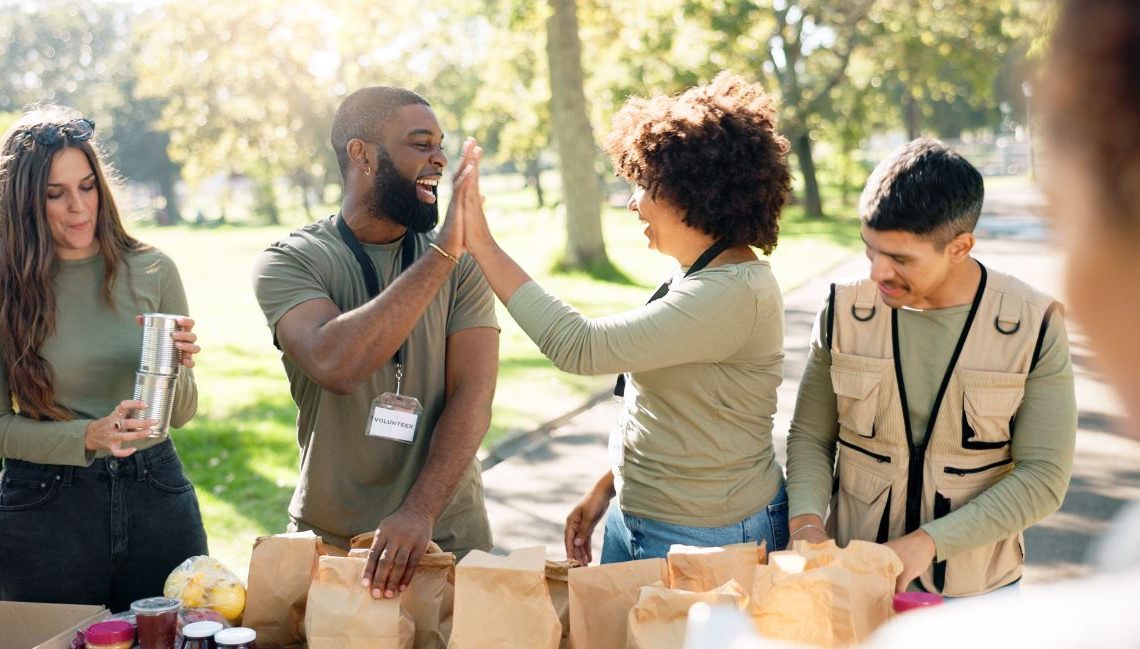 90% dos brasileiros afirmam que Responsabilidade Social Corporativa influencia na opinião sobre empresas - Fitec Tec News