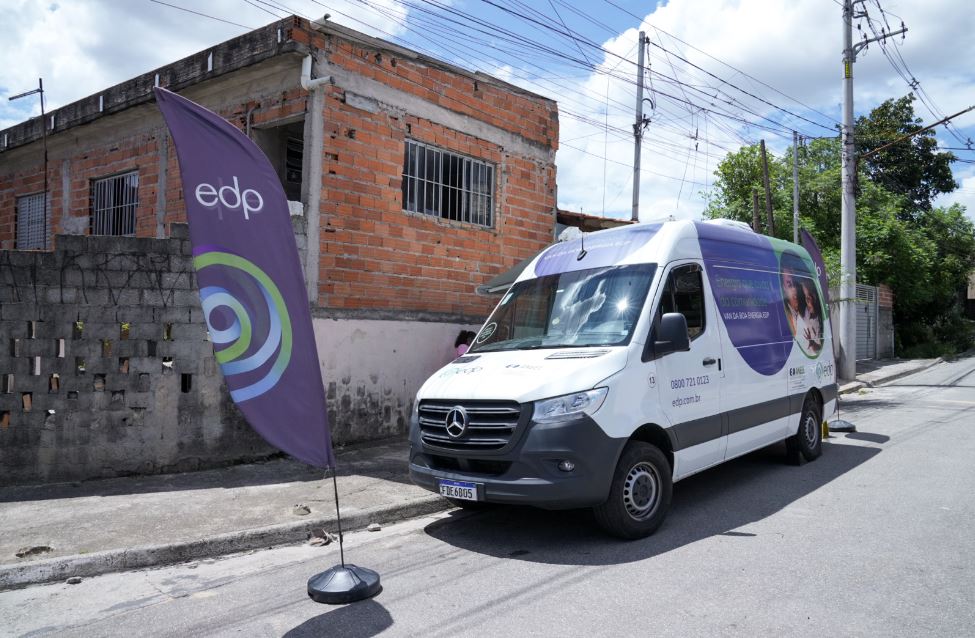 Moradores da Favela dos Sonhos têm economia de R$ 51 mil na conta de energia com usina solar da EDP - Fitec Tec NewsMoradores da Favela dos Sonhos têm economia de R$ 51 mil na conta de energia com usina solar da EDP - Fitec Tec News