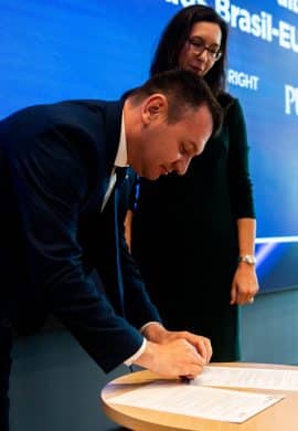 Conhecimento sem fronteiras pesquisa acadêmica transforma a realidade ambiental global - Fitec Tec News